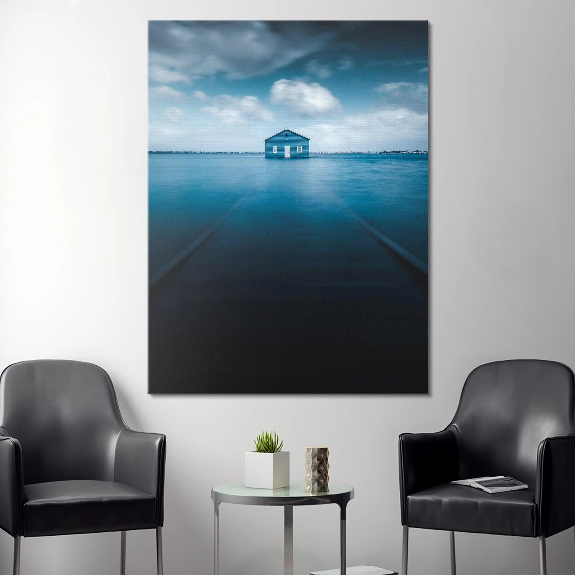 Blue Boat House - Image 3