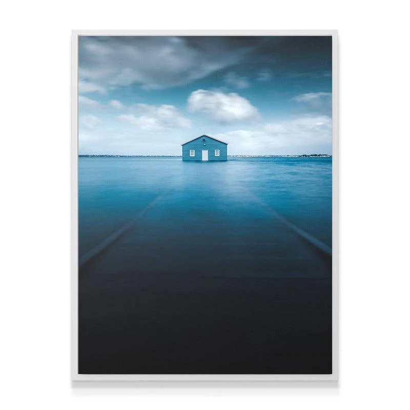 Blue Boat House - Image 6